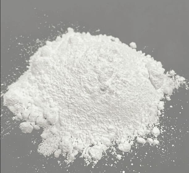 La nanoalumine dans le traitement des céramiques : comment le conditionnement à basse température façonne ses performances